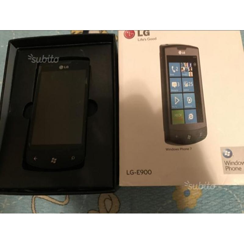 Smartphone lg e900